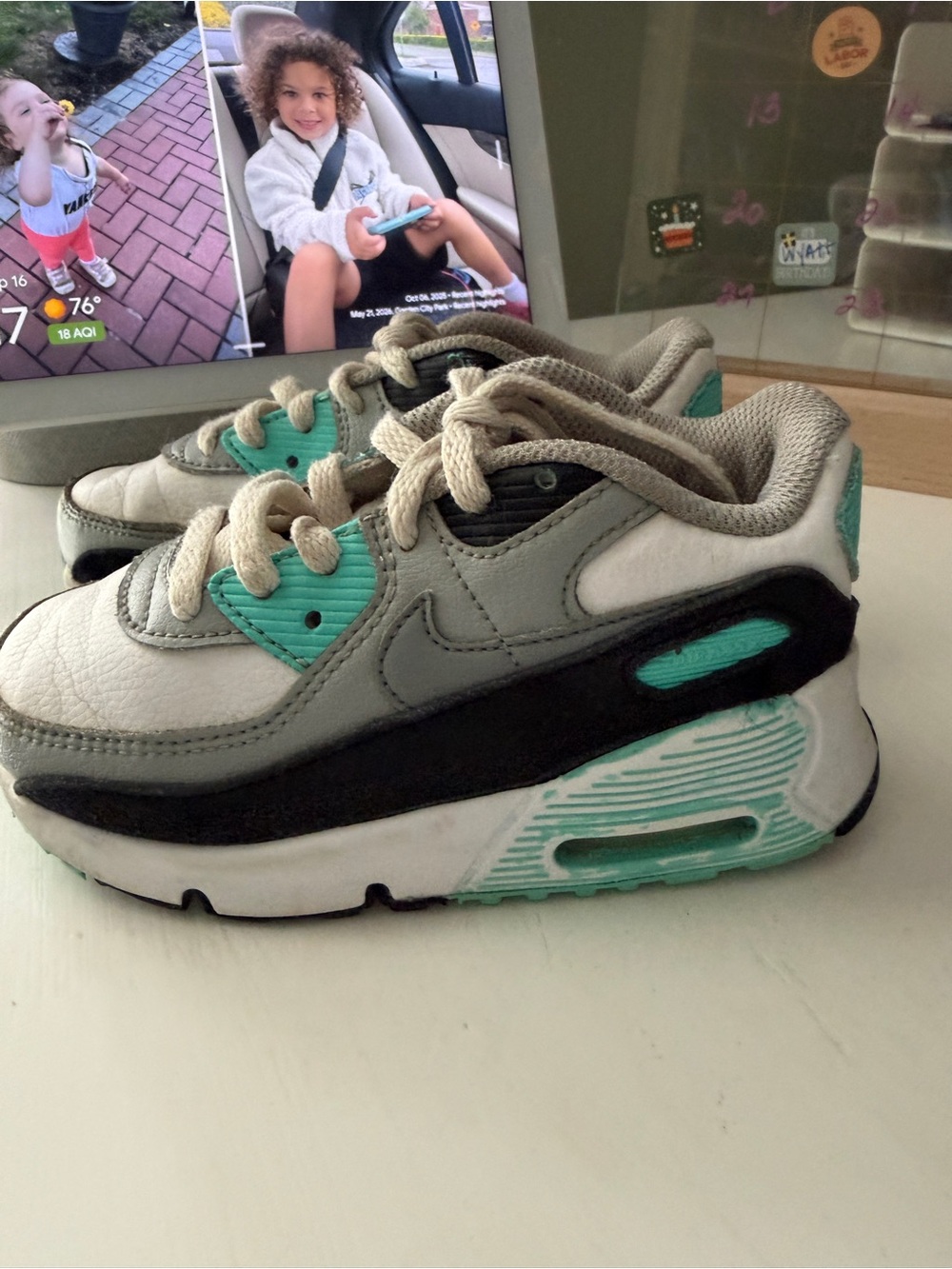 Nike Air Max Kids 90 Hyper Turquoise & White Size Toddler 9